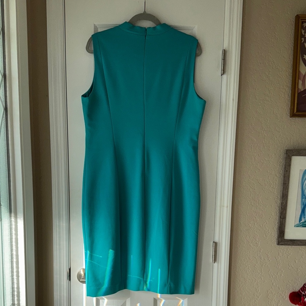 Tahari Teal Sleeveless V-neck Dress Size 16 - Picture 3 of 9